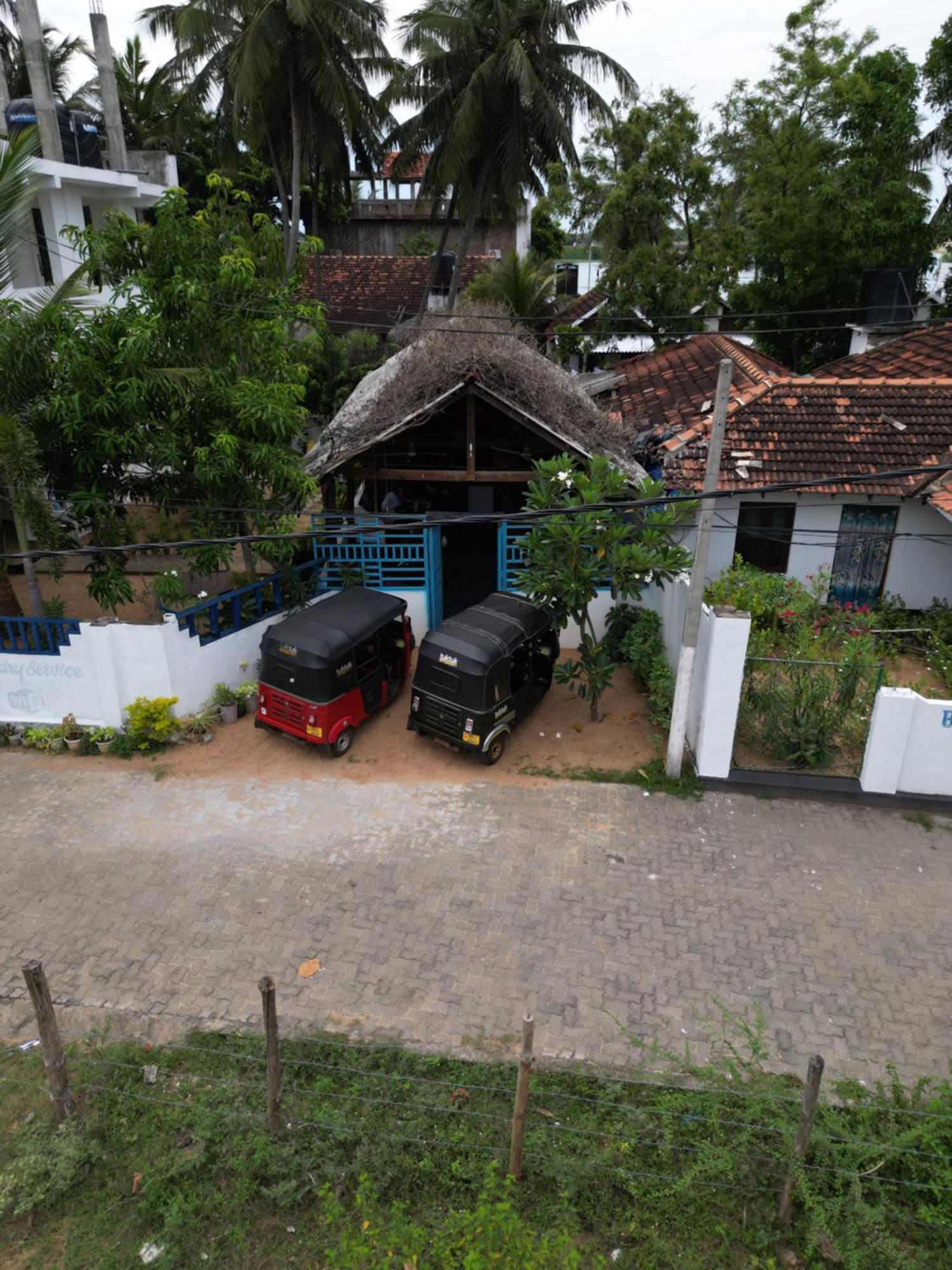 Aqua Blue Arugam Bay Exterior foto